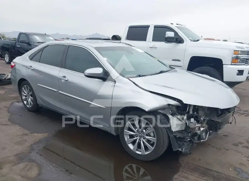 2017 Toyota CAMRY фото