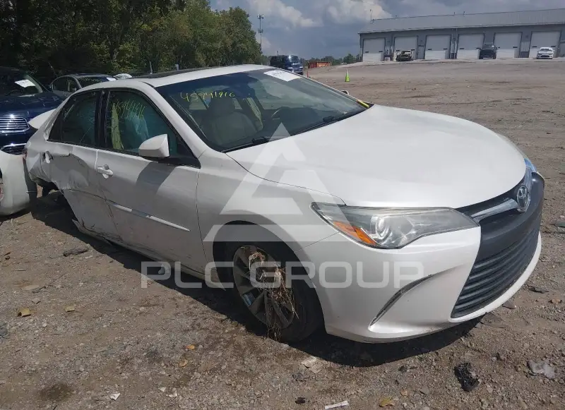 2017 Toyota CAMRY фото