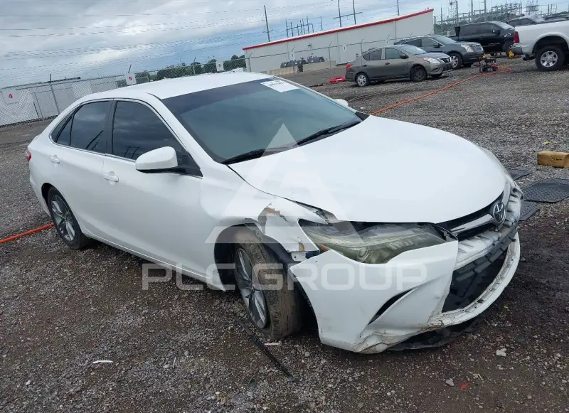2017 Toyota CAMRY фото