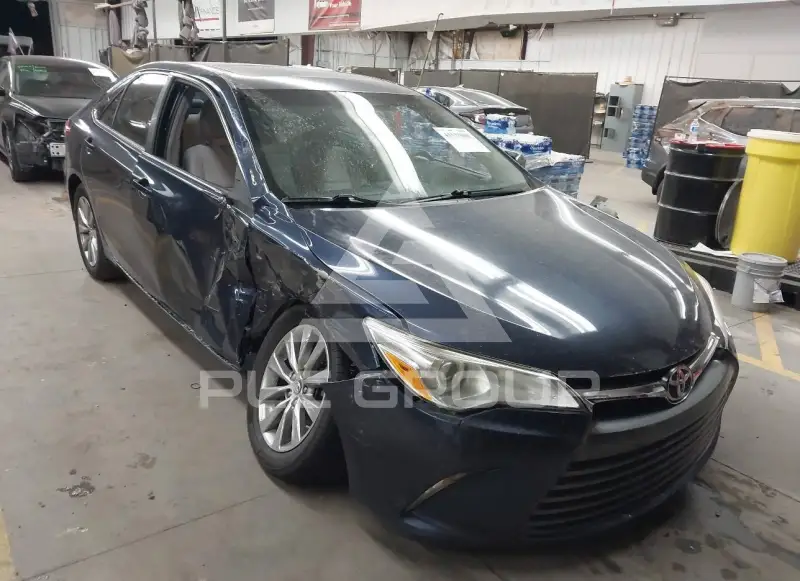 2017 Toyota CAMRY фото