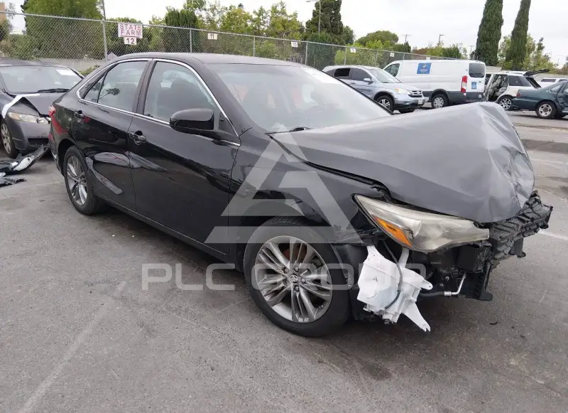 2017 Toyota CAMRY фото