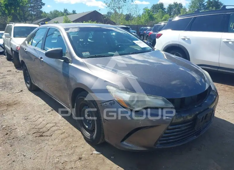 2017 Toyota CAMRY фото