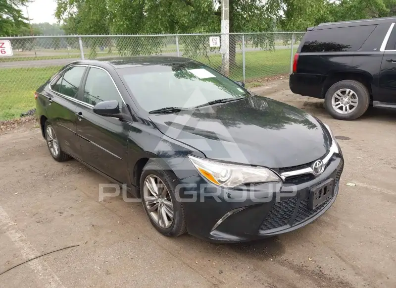 2017 Toyota CAMRY фото