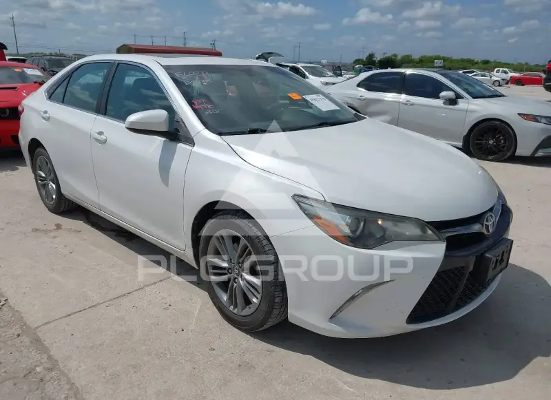 2017 Toyota CAMRY фото
