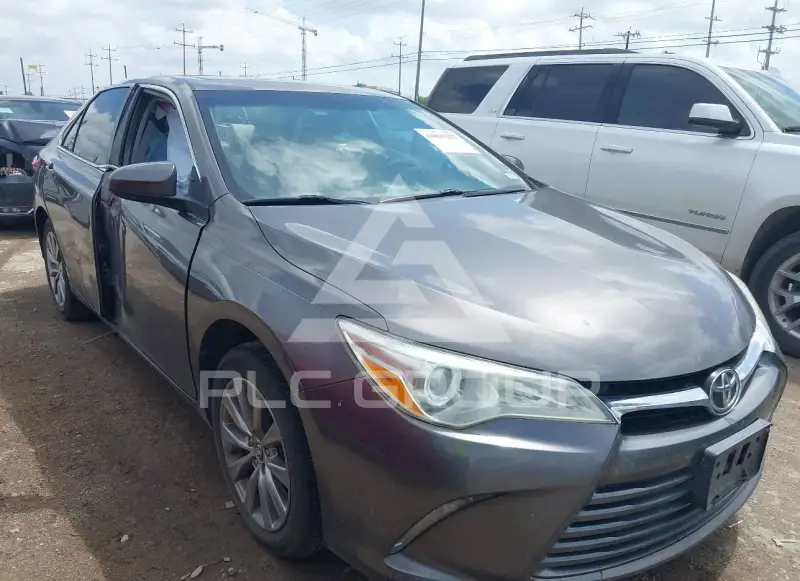 2017 Toyota CAMRY фото