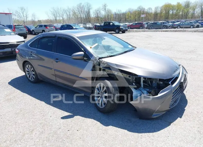 2017 Toyota CAMRY фото