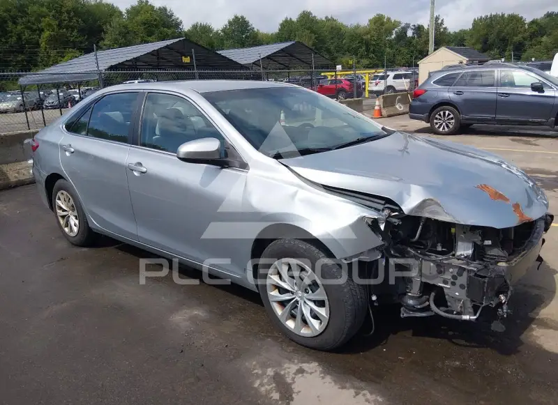 2017 Toyota CAMRY фото