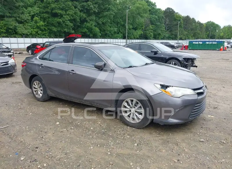 2017 Toyota CAMRY фото