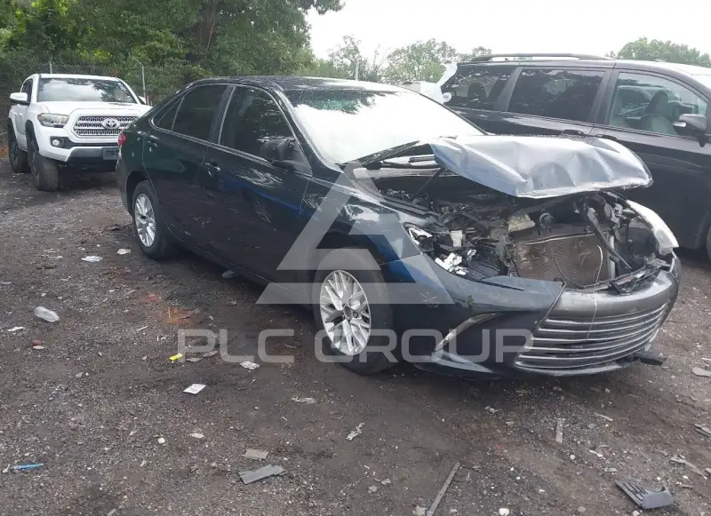 2017 Toyota CAMRY фото