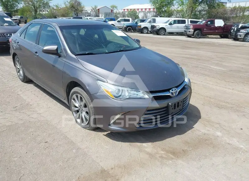 2017 Toyota CAMRY фото