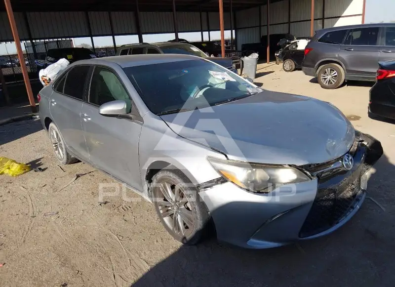 2017 Toyota CAMRY фото