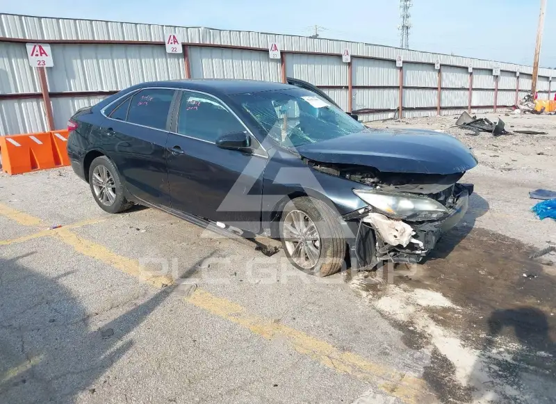 2017 Toyota CAMRY фото