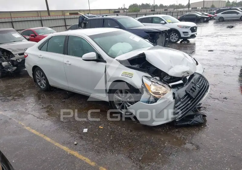 2017 Toyota CAMRY photo