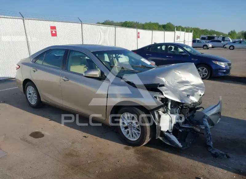 2017 Toyota CAMRY фото