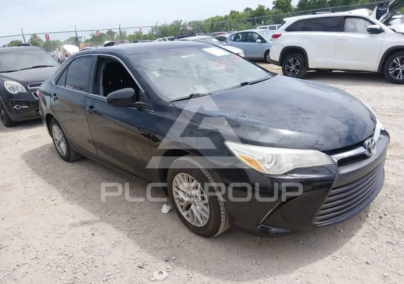 2017 Toyota CAMRY фото