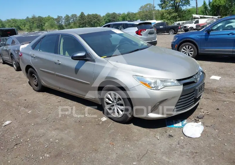 2017 Toyota CAMRY фото