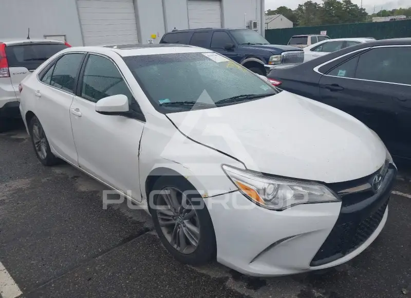 2017 Toyota CAMRY фото