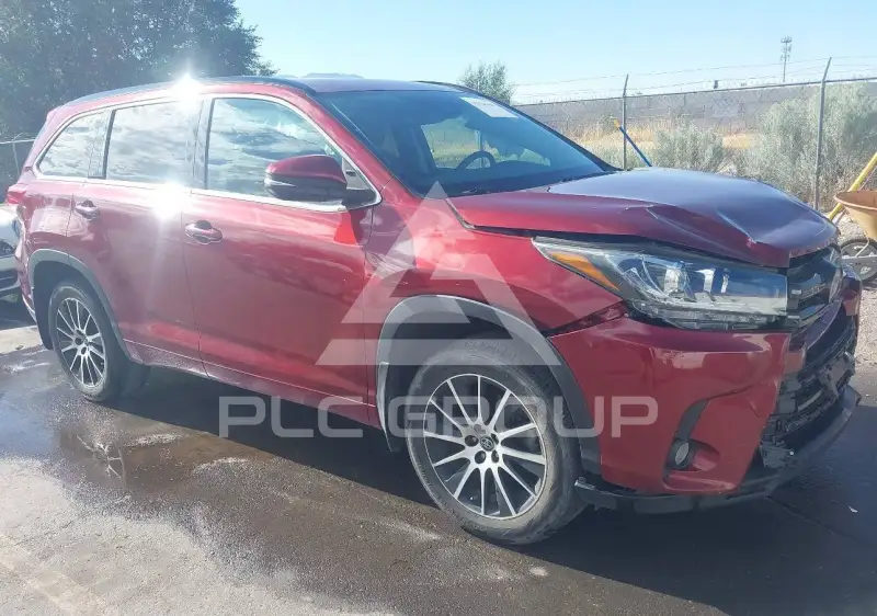 2017 Toyota Highlander фото