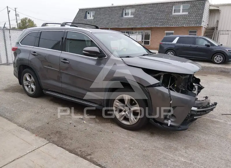 2017 Toyota Highlander фото