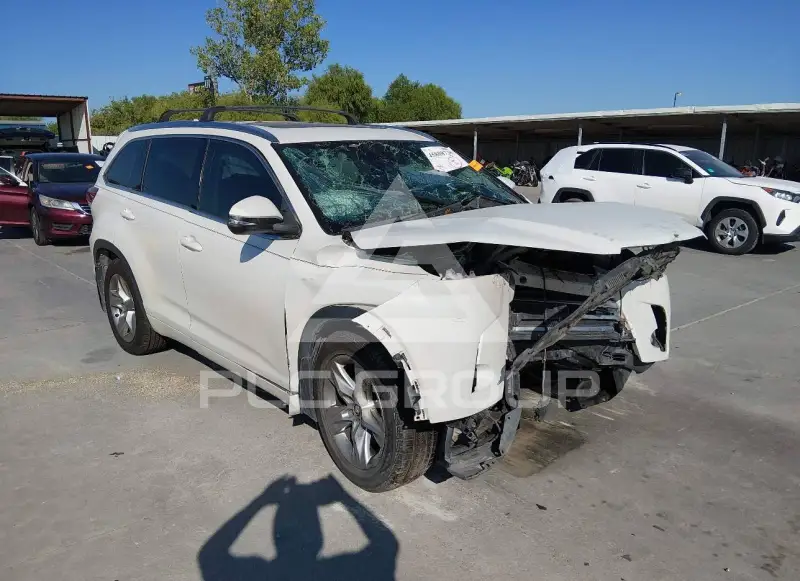 2017 Toyota Highlander фото