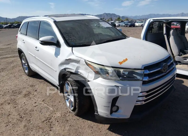 2017 Toyota Highlander фото