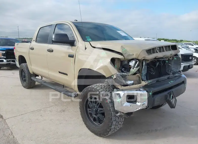2017 Toyota TUNDRA photo