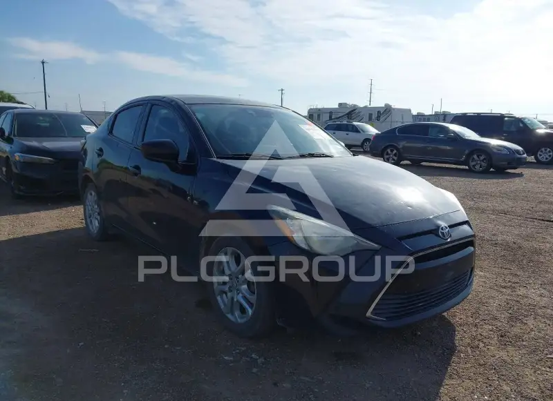 2017 Toyota YARIS фото