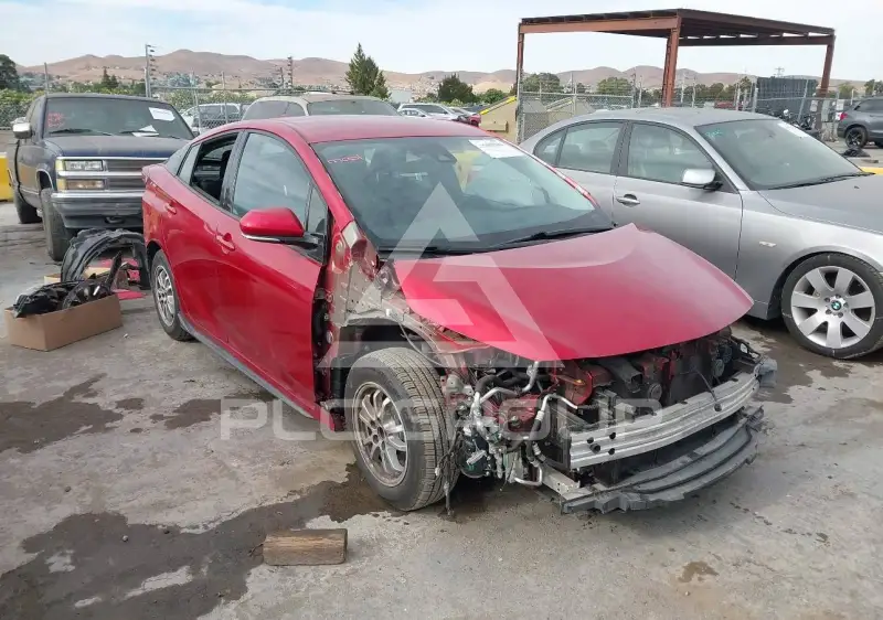2017 Toyota PRIUS photo