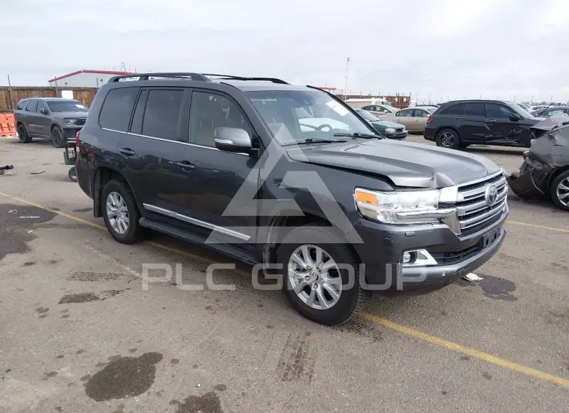 2017 Toyota LAND CRUISER фото