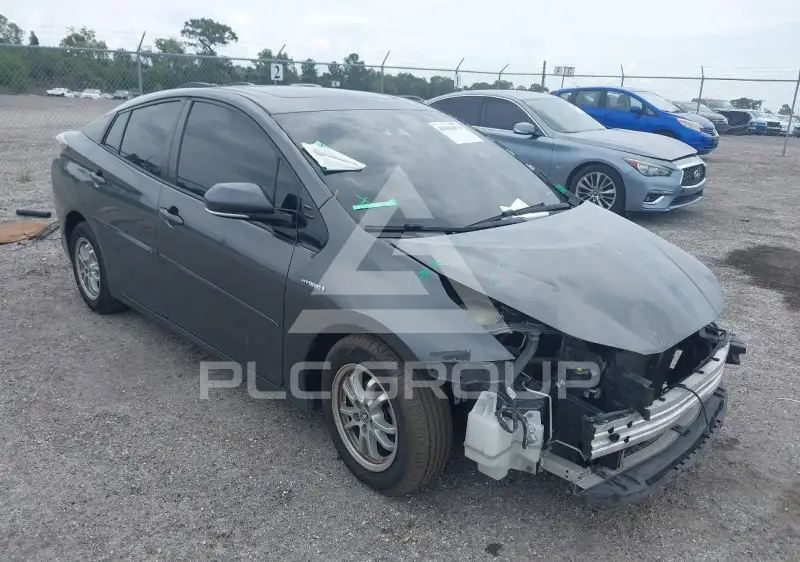 2017 Toyota PRIUS photo