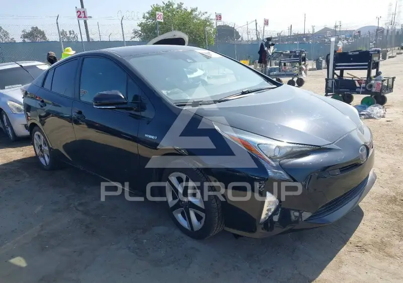 2017 Toyota PRIUS photo