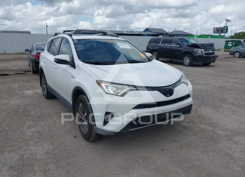 2017 Toyota RAV4 фото
