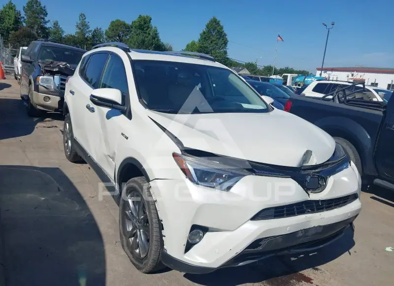 2017 Toyota RAV4 фото
