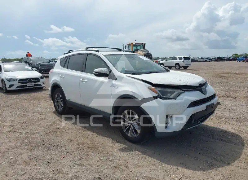 2017 Toyota RAV4 фото