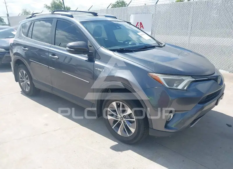 2017 Toyota RAV4 фото