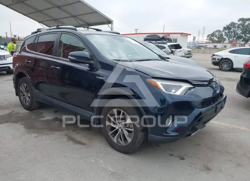 2017 Toyota RAV4 фото