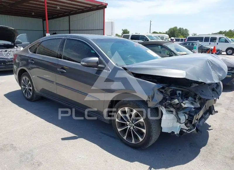 2017 Toyota AVALON фото