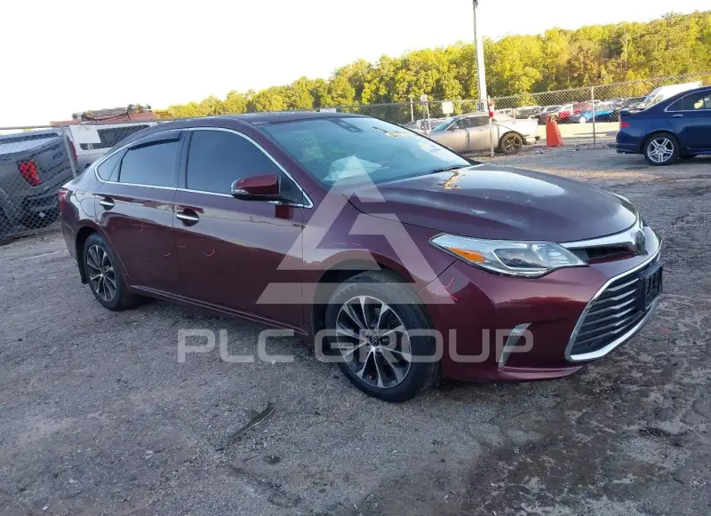 2017 Toyota AVALON photo
