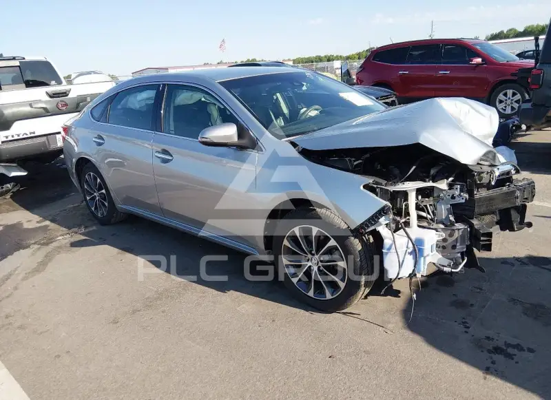2017 Toyota AVALON фото