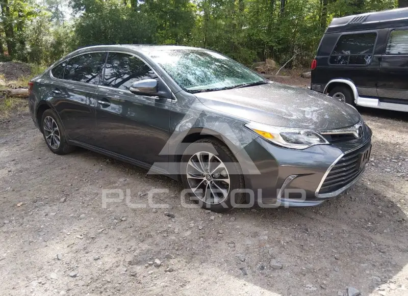 2017 Toyota AVALON фото