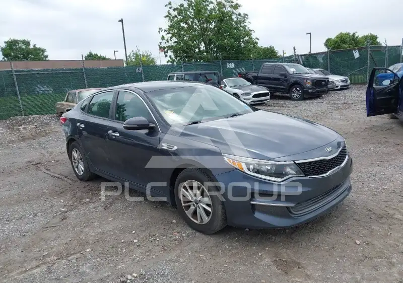 2017 KIA Optima photo