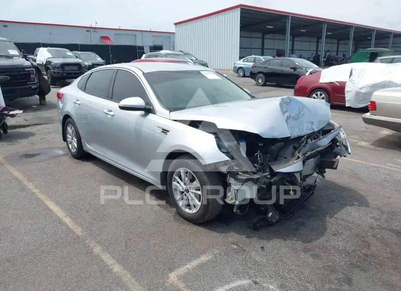 2017 KIA Optima фото