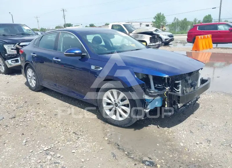 2017 KIA Optima фото