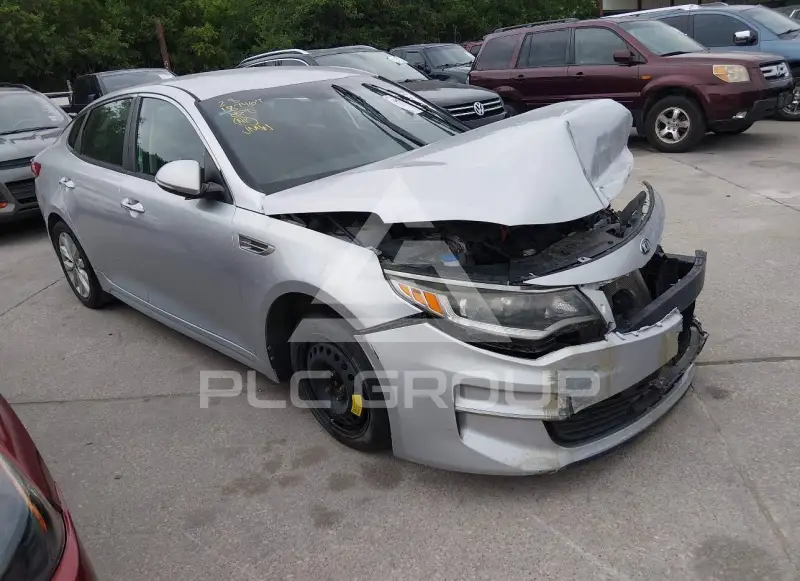 2017 KIA Optima фото