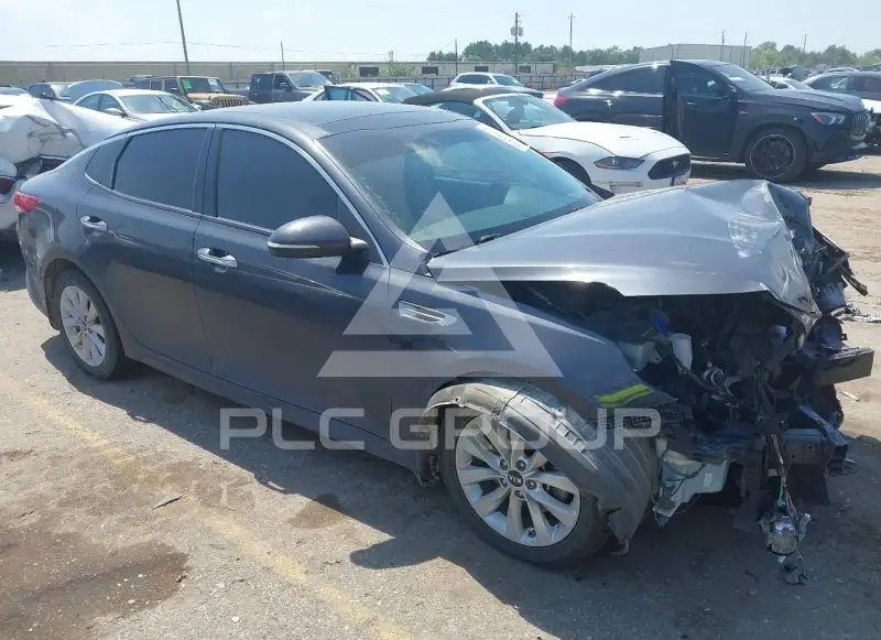 2017 KIA Optima photo