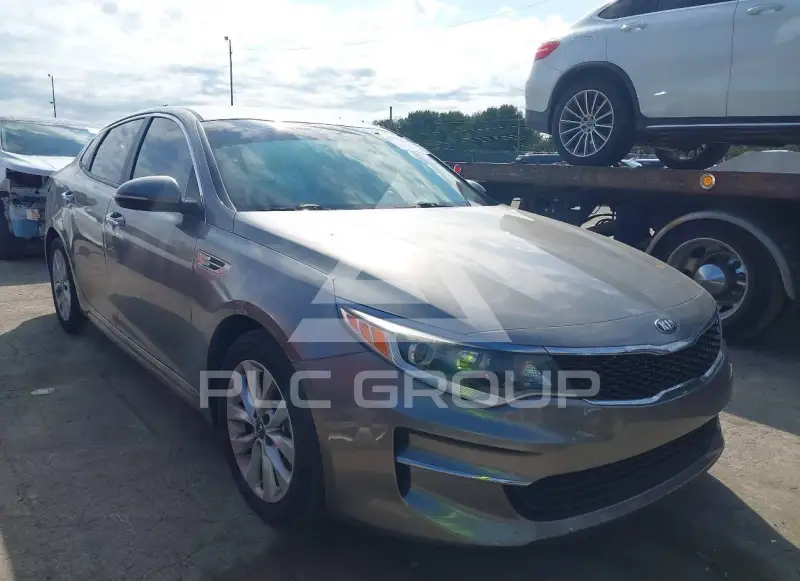 2017 KIA Optima фото