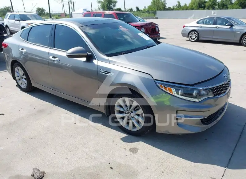 2017 KIA Optima фото
