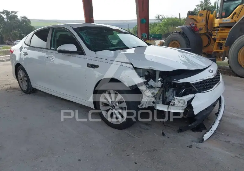 2017 KIA Optima photo