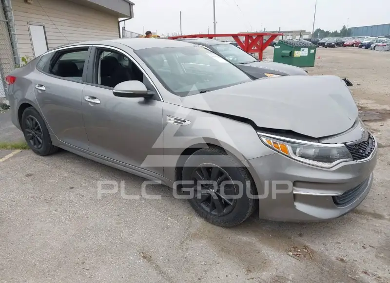 2017 KIA Optima photo