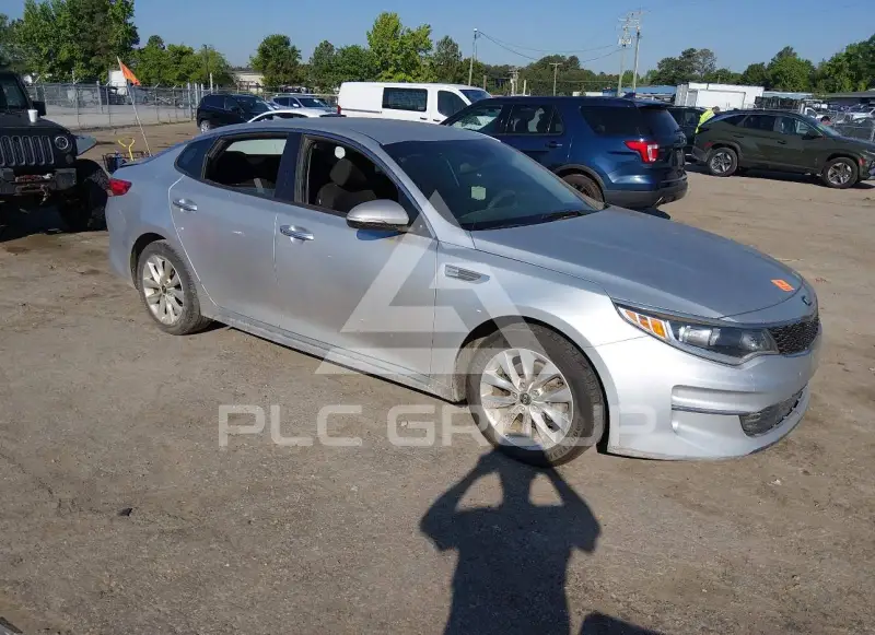 2017 KIA Optima фото